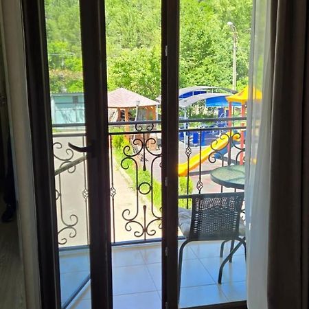My House Villa Borjomi Bagian luar foto